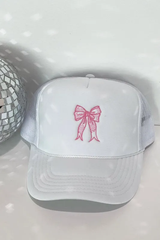 bow trucker hat - white