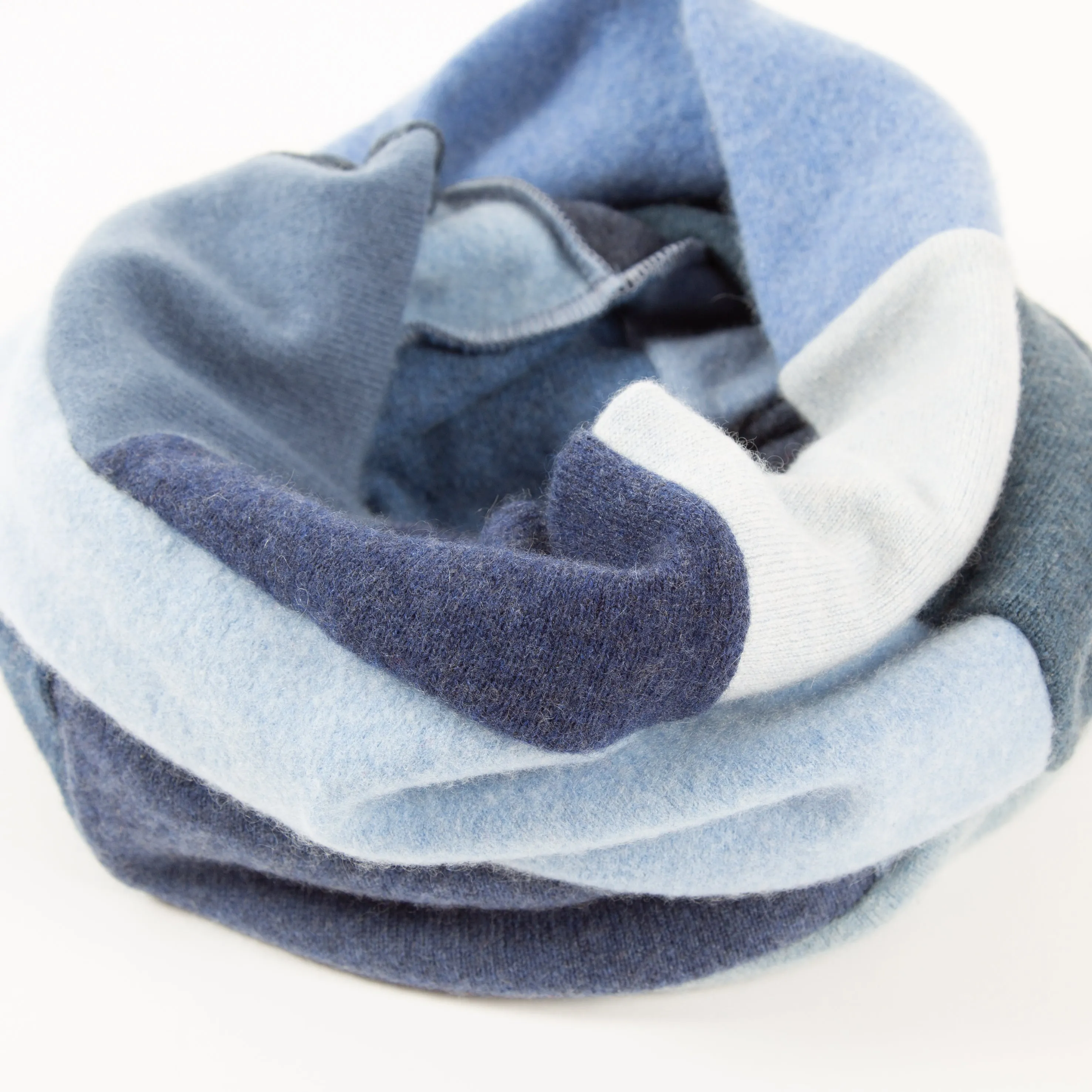Cashmere Loop - Denim