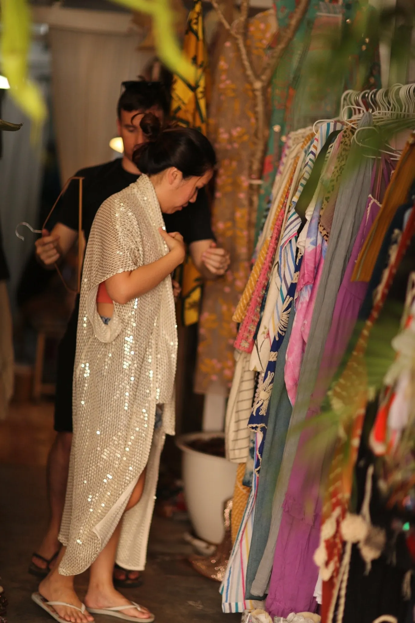 CHIFFON SILK SEQUIN EMBROIDERED KIMONO AENU