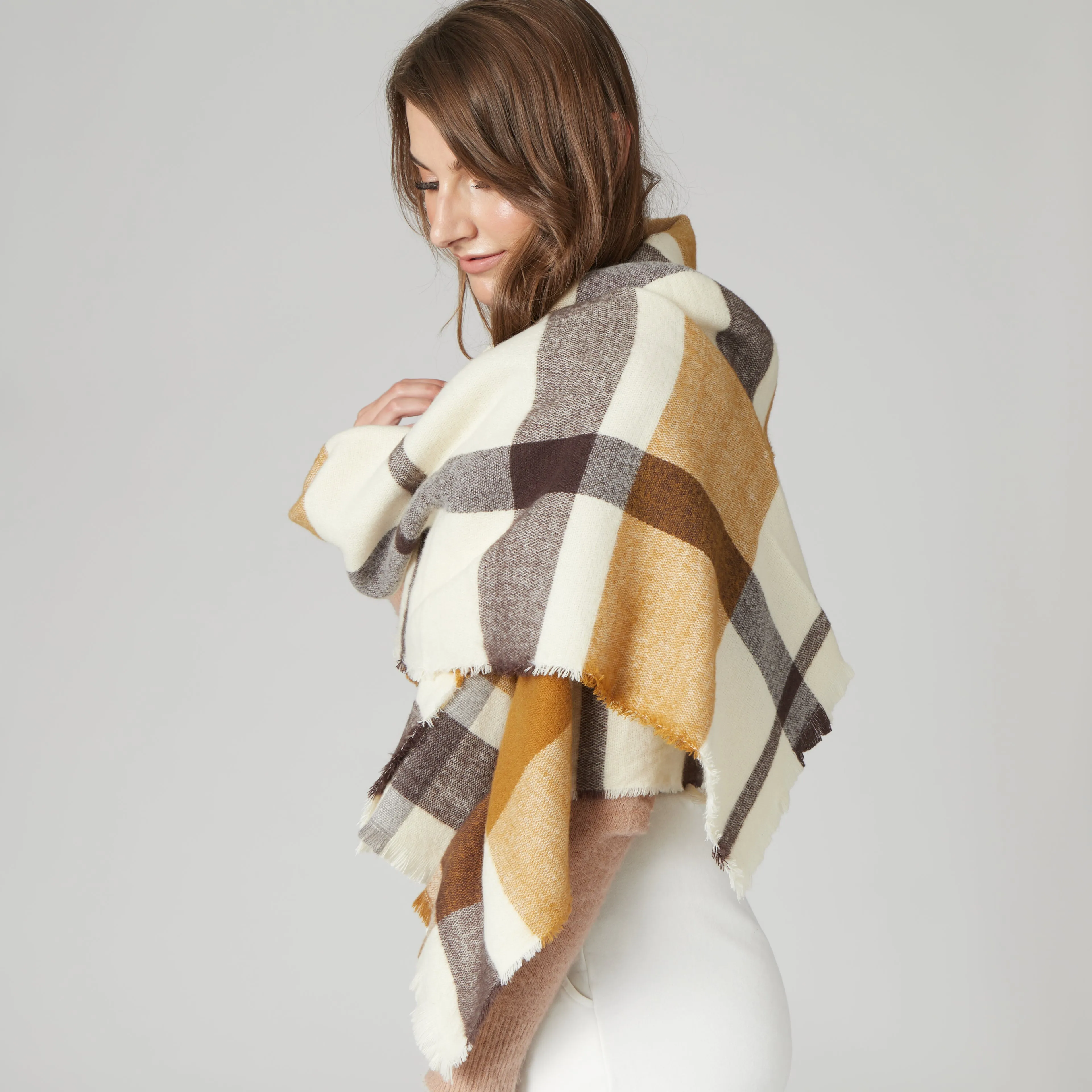 Dakota - Women's Woven Plaid Scarf W/ Raw Edges
