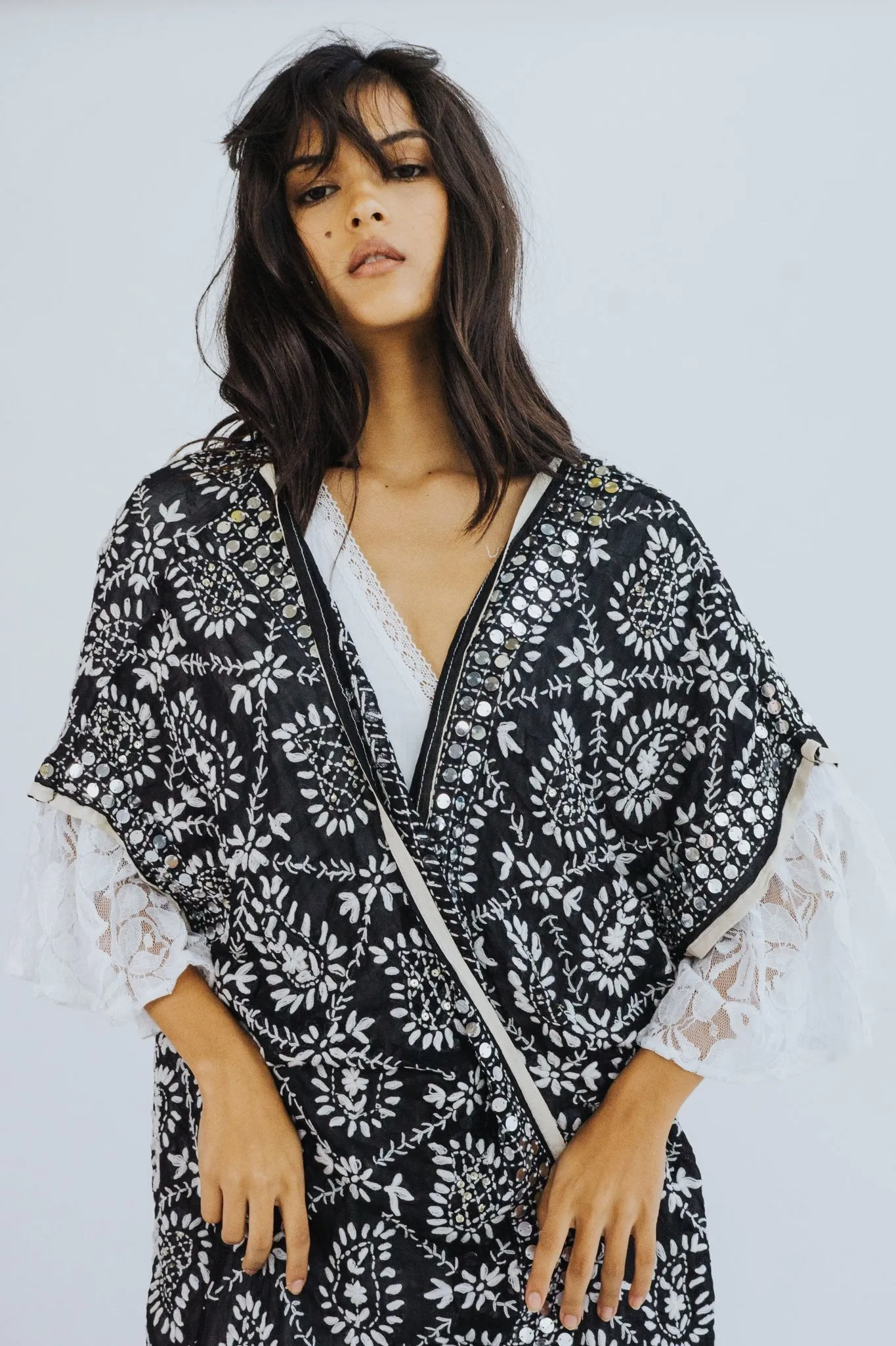 EMBROIDERED KAFTAN PILAR