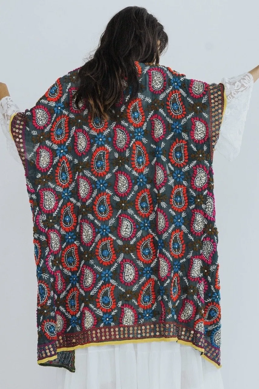 EMBROIDERED KAFTAN PILAR