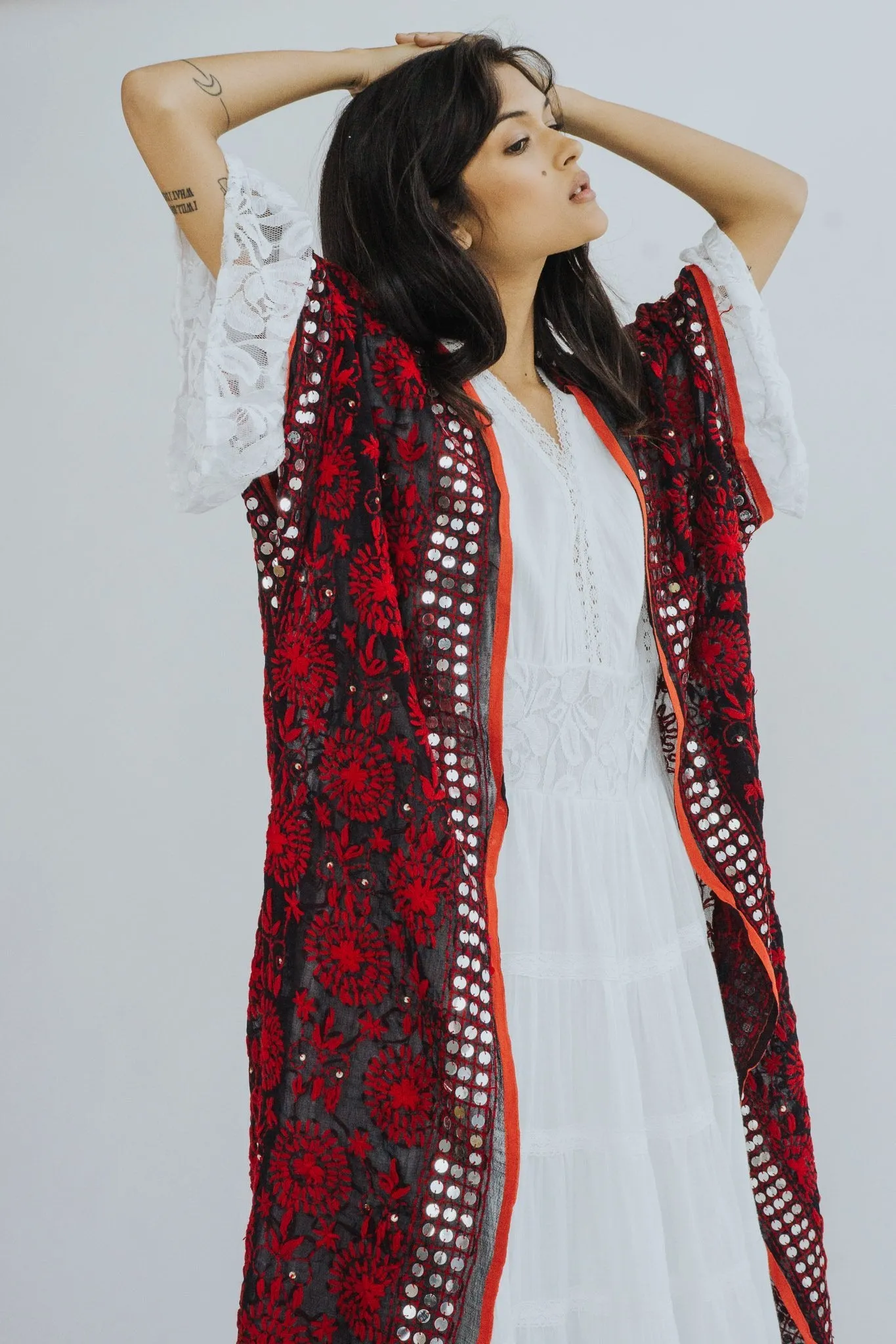 EMBROIDERED KAFTAN PILAR