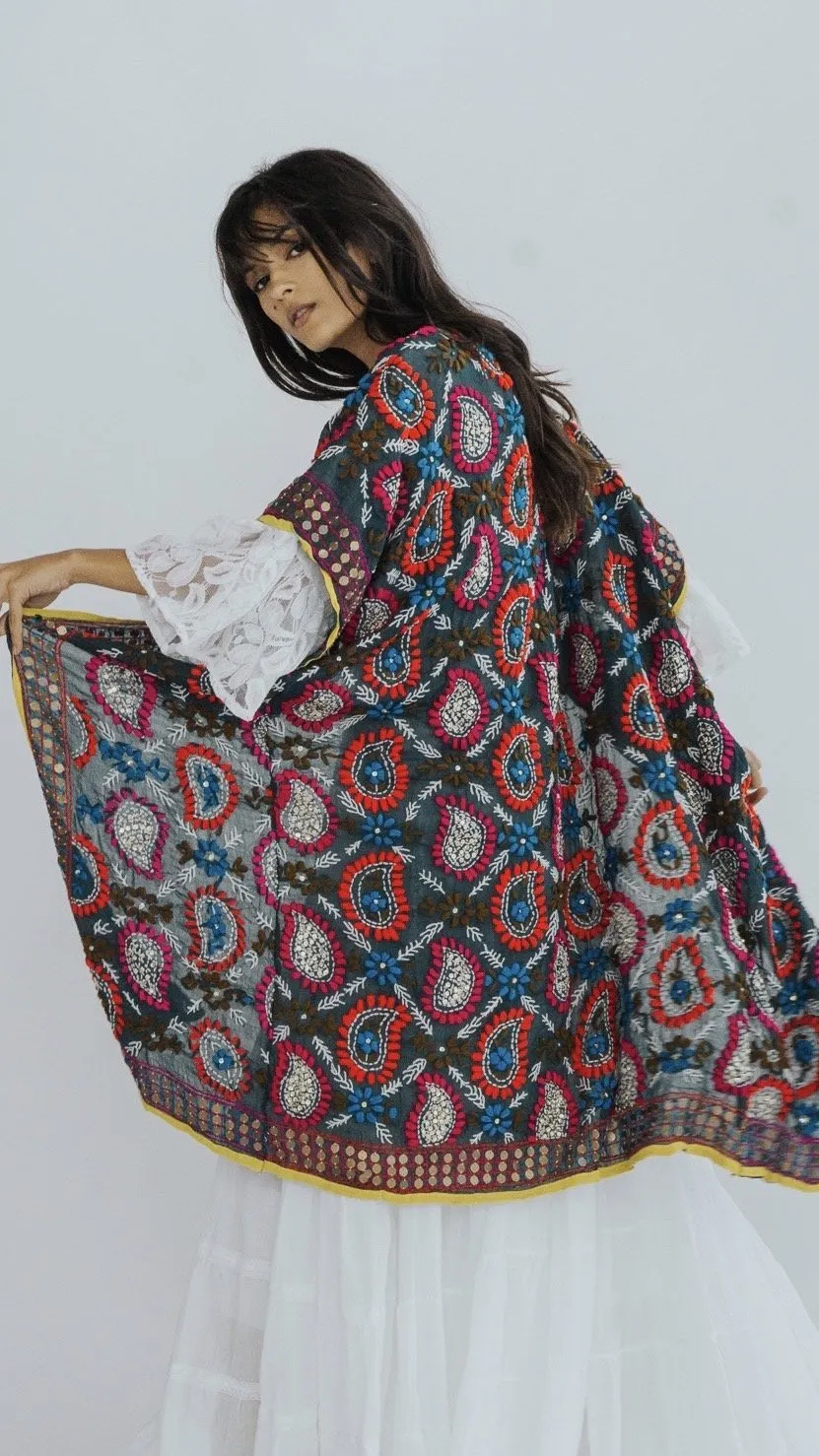 EMBROIDERED KAFTAN PILAR