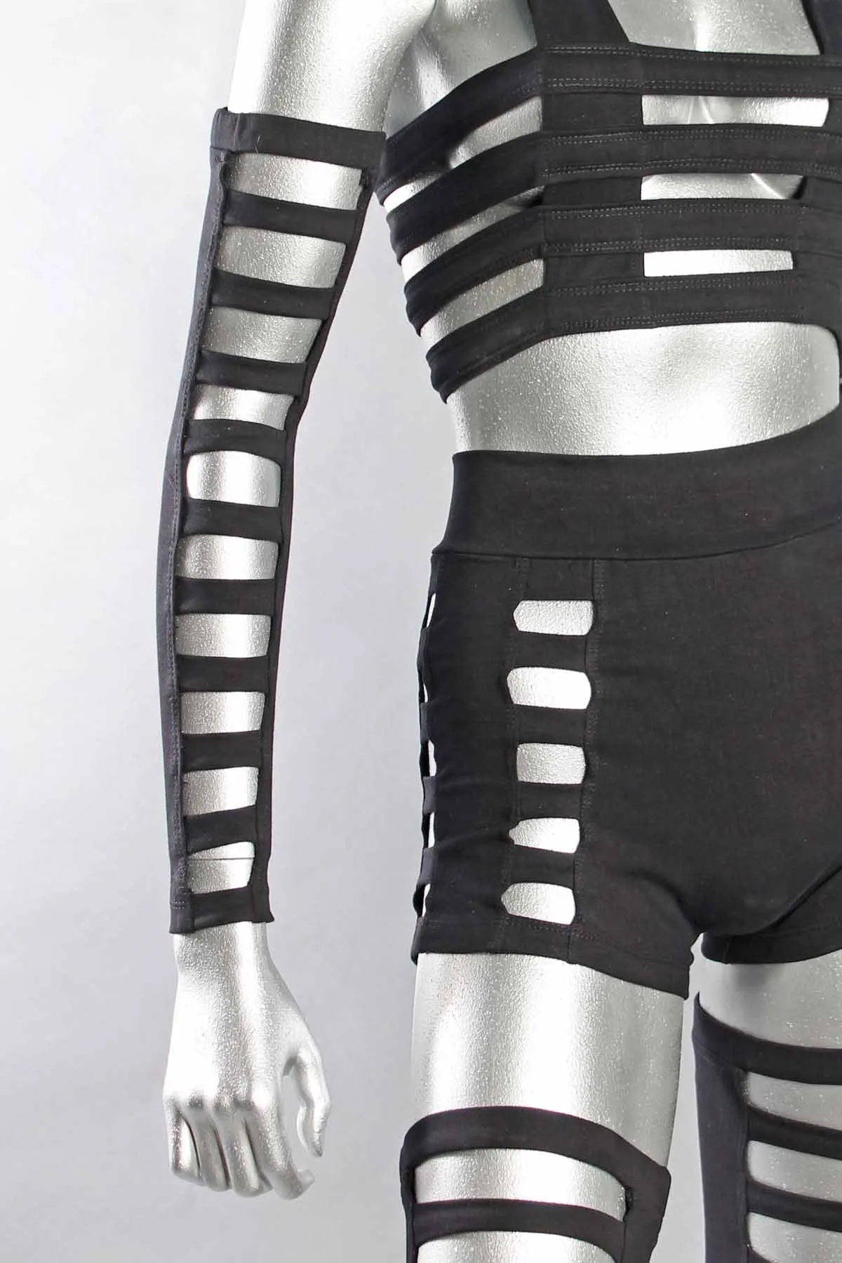 Five and Diamond Cage Arms - cotton
