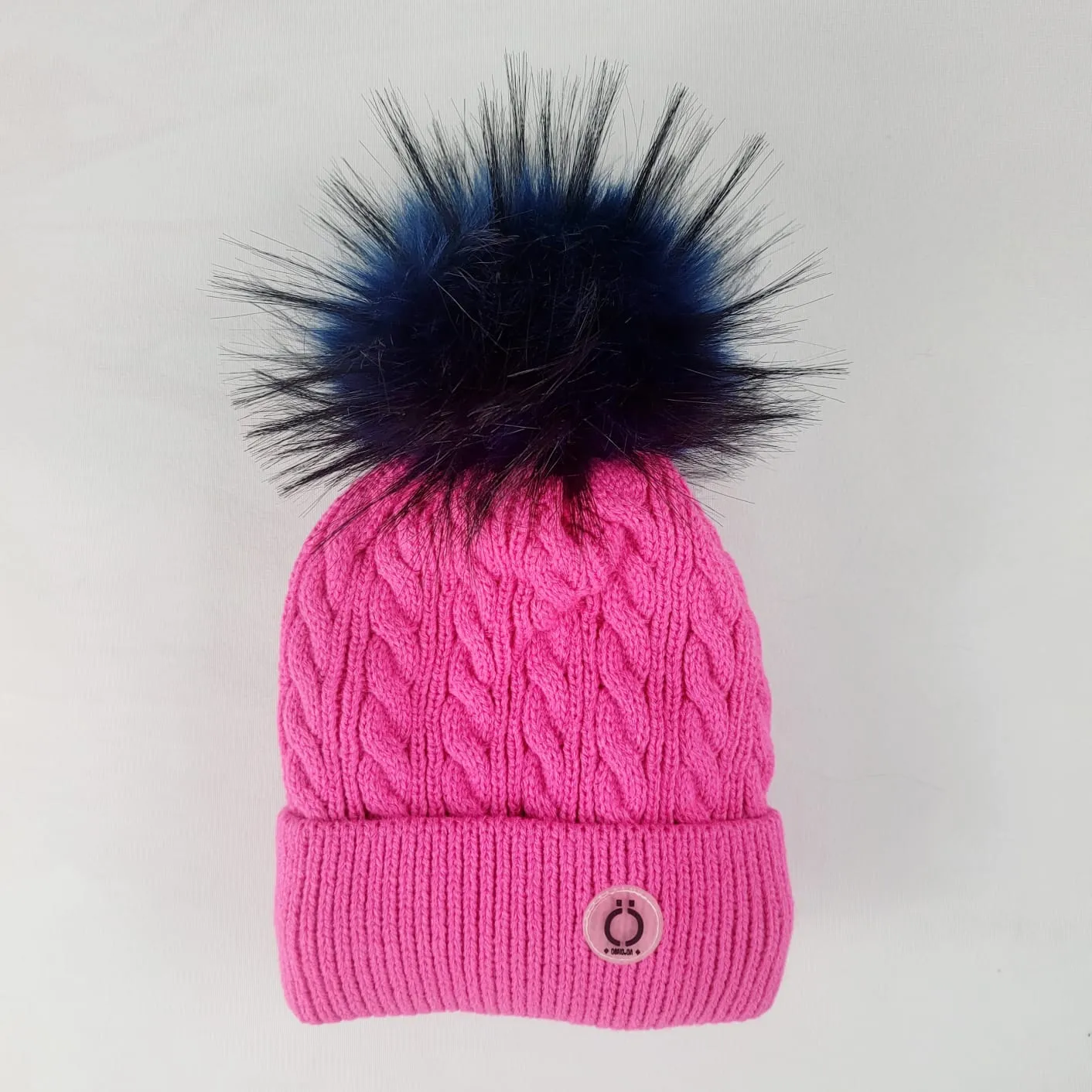 Fushia Twist Tuque