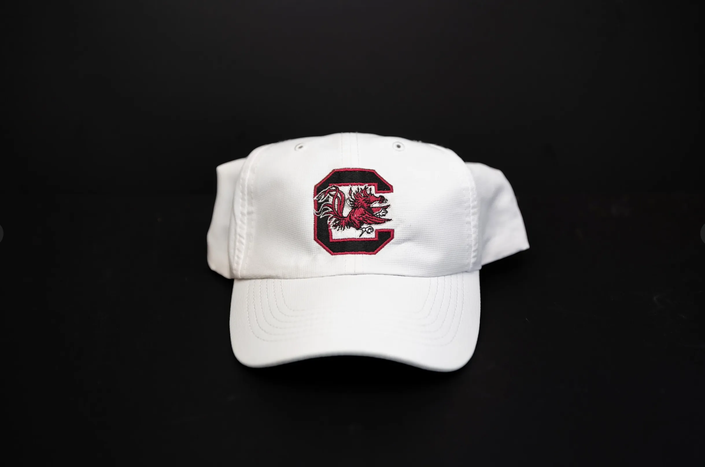 Sure! Heres an optimized version of the product title with modifiers:  

Imperial Gamecock Hat - TrueFit UP50  Sun Protection, Enhanced Comfort Design