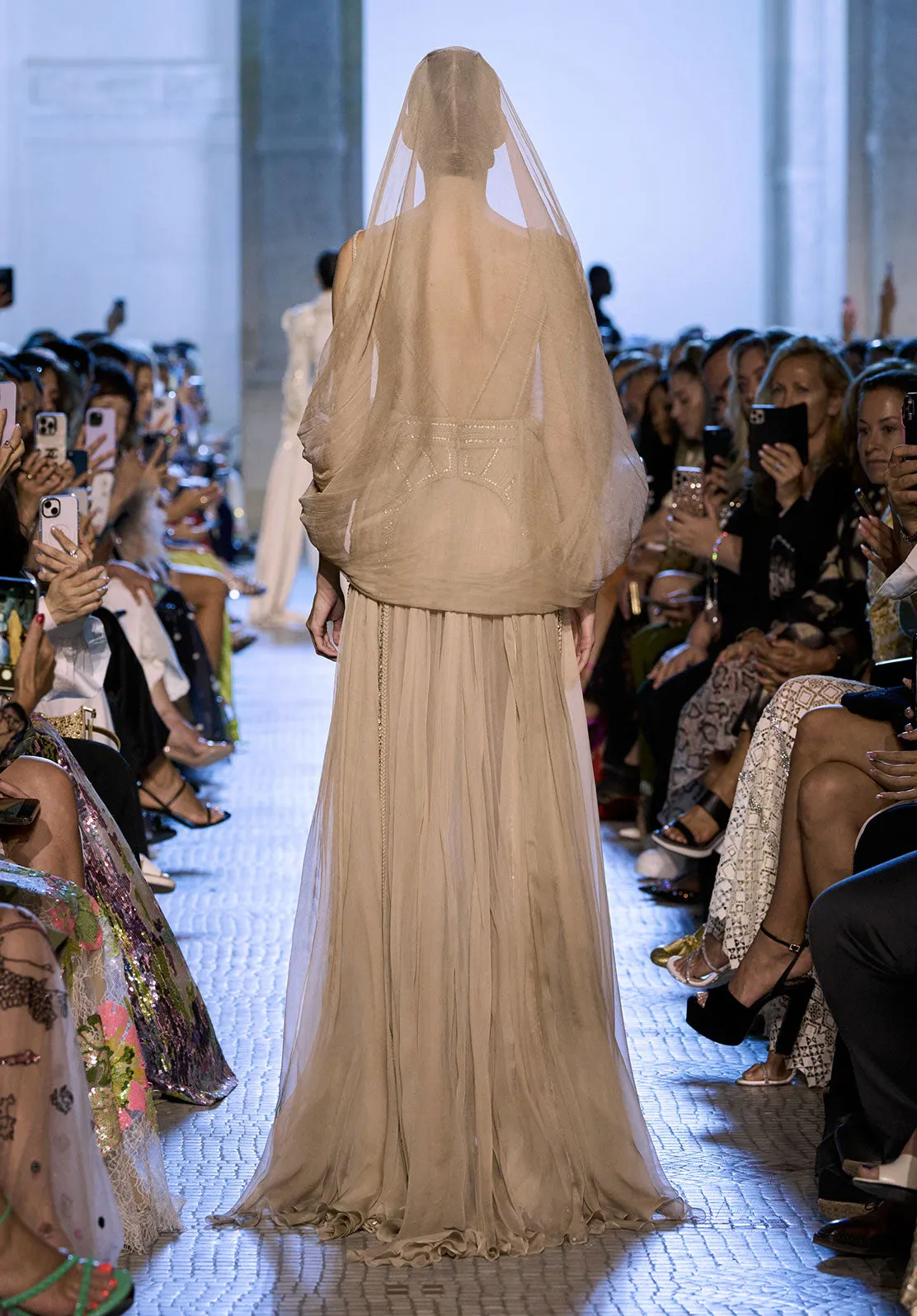 Look 24
