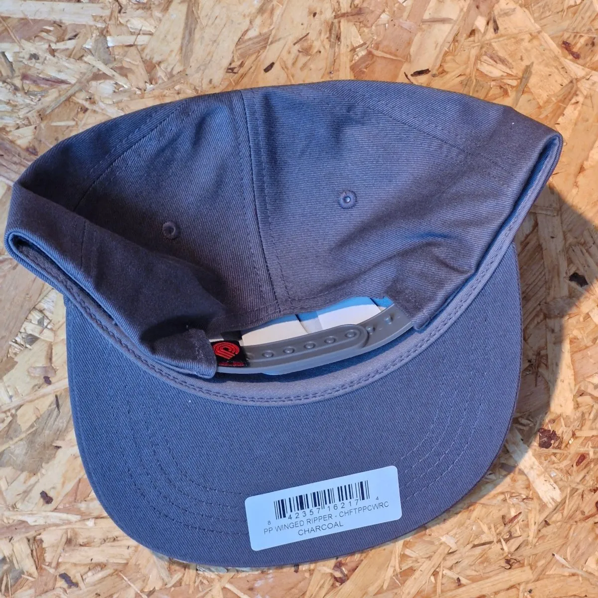 Powell-Peralta Winged Ripper Snapback Cap grey
